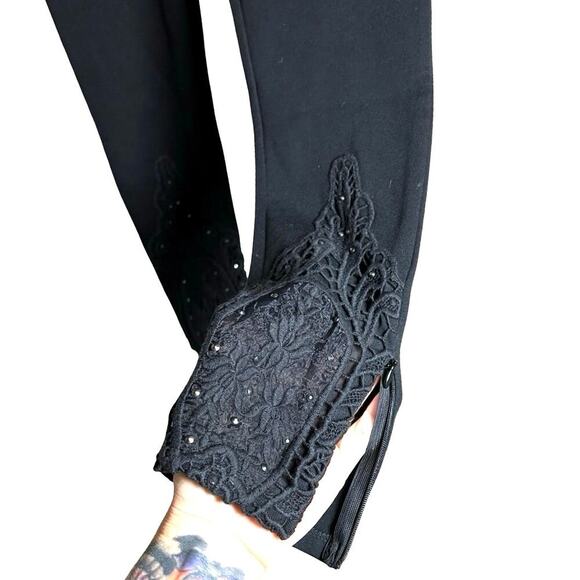 NWT Bebe Women’s Magnolia Frost Royalty Leggings Black Size Small - Picture 5 of 8